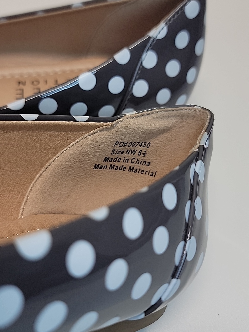 Journee Collection Gray Polka Dot Ballet Flats NEW - Picture 7 of 11